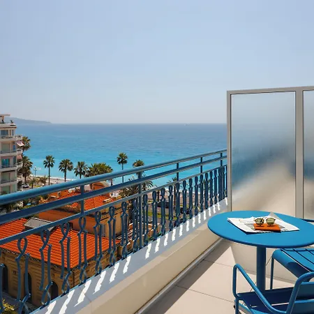 Crisol Promenade Отель