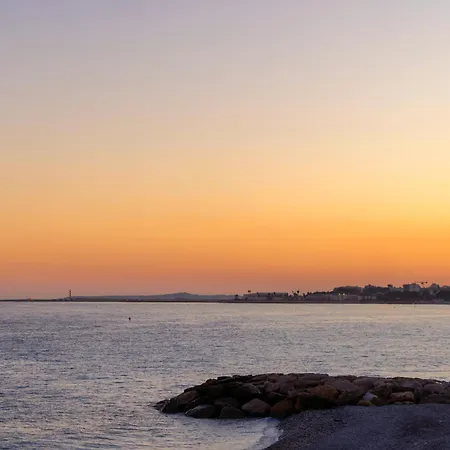 Отель Crisol Promenade