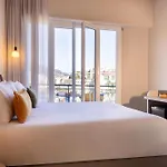 Crisol Promenade Hotel Nicea