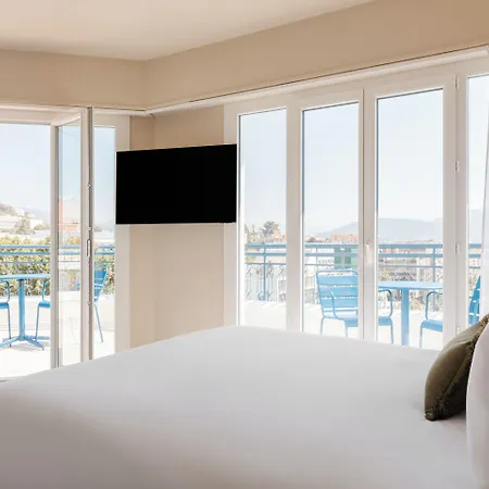 Hotel Crisol Promenade *