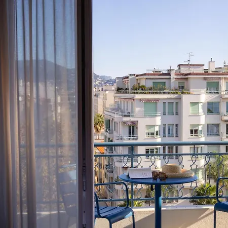 Hotel Crisol Promenade *