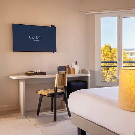 Crisol Promenade Hotel